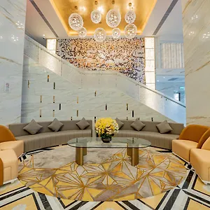 https://golden-dragon.getmacauhotels.com